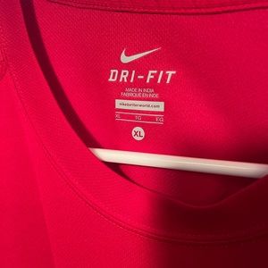 Men’s Nike Dri fit athletic shirt